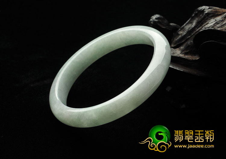 糯冰种晴水缅甸翡翠A货手镯（55.1mm）