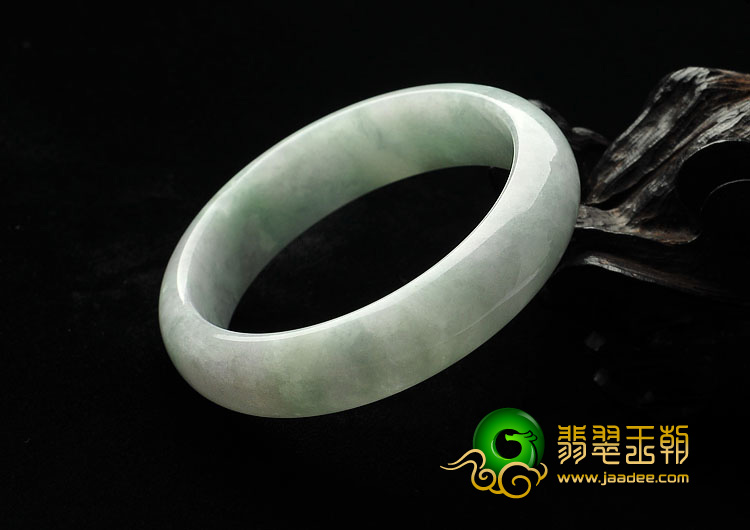 糯冰种晴水缅甸翡翠A货手镯（56.1mm）