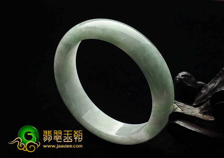 糯冰种晴水缅甸翡翠A货手镯（56.1mm）