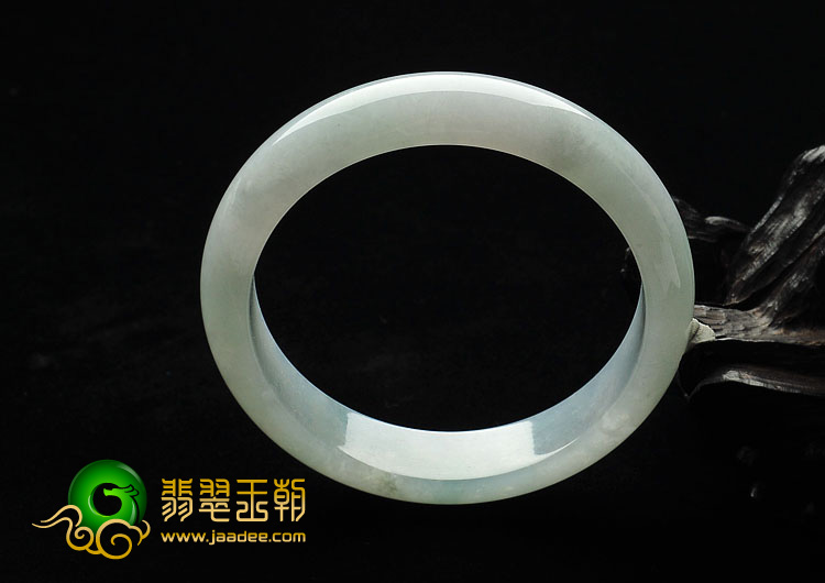糯冰种晴水缅甸翡翠A货手镯（56.8mm）