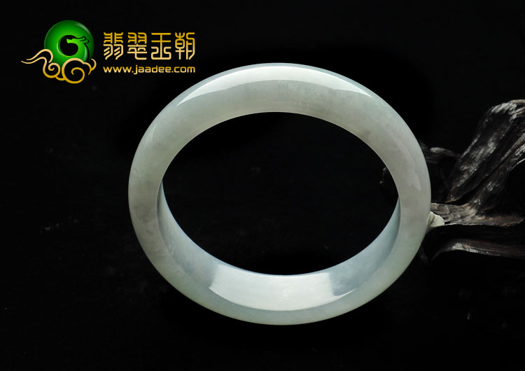 糯冰种晴水缅甸翡翠A货手镯（57mm）