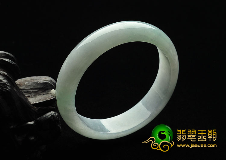 糯冰种晴水缅甸翡翠A货手镯（56.1mm）