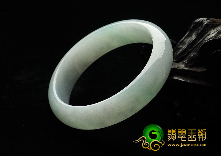 糯冰种晴水缅甸翡翠A货手镯（56.1mm）