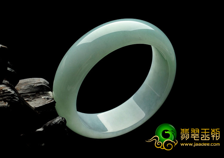 糯冰种晴水缅甸翡翠A货手镯（57.6mm）