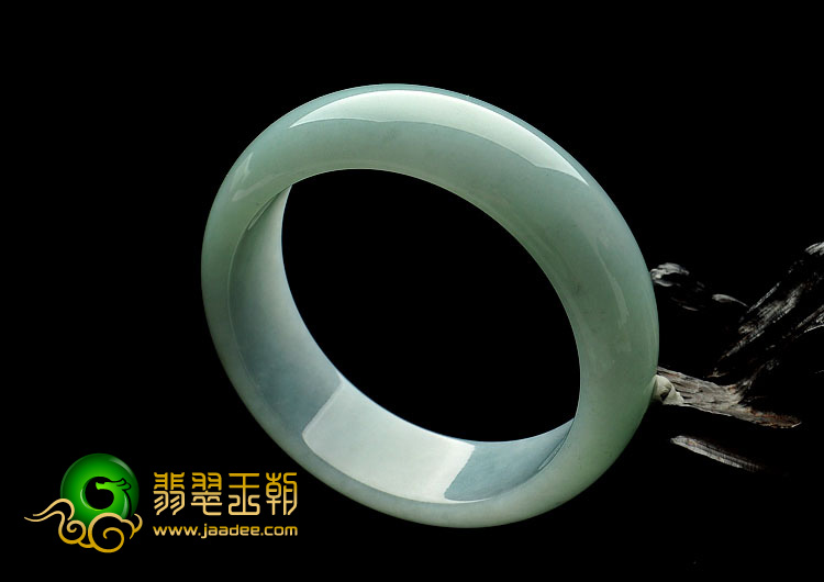糯冰种晴水缅甸翡翠A货手镯（57.6mm）