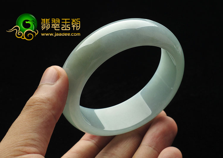 糯冰种晴水缅甸翡翠A货手镯（57.6mm）