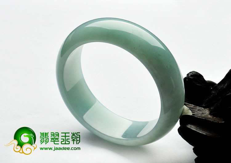糯冰种晴水缅甸翡翠A货手镯（57.6mm）