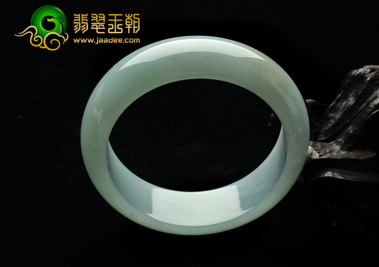 糯冰种晴水缅甸翡翠A货手镯（57.6mm）