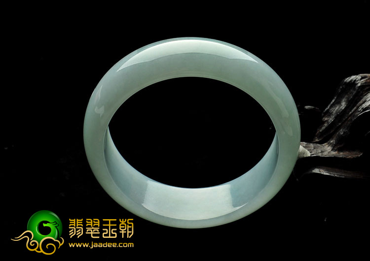 糯冰种晴水缅甸翡翠A货手镯（59.9mm）