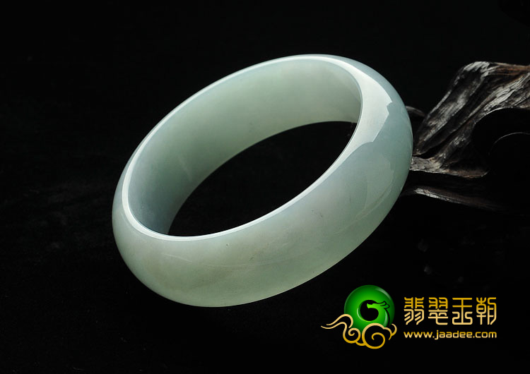 糯冰种晴水缅甸翡翠A货手镯（59.9mm）