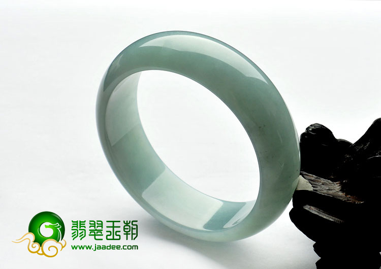糯冰种晴水缅甸翡翠A货手镯（59.9mm）