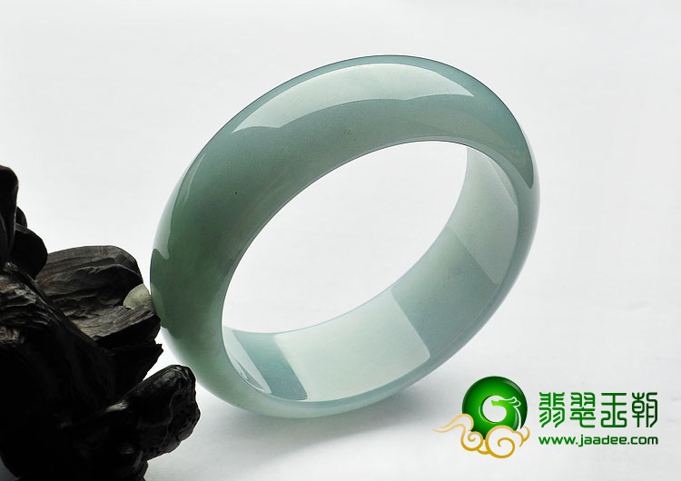 糯冰种晴水缅甸翡翠A货手镯（59.9mm）
