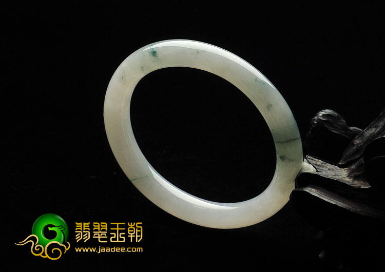 糯冰种飘花缅甸翡翠A货贵妃镯（55.1mm-48.7mm）