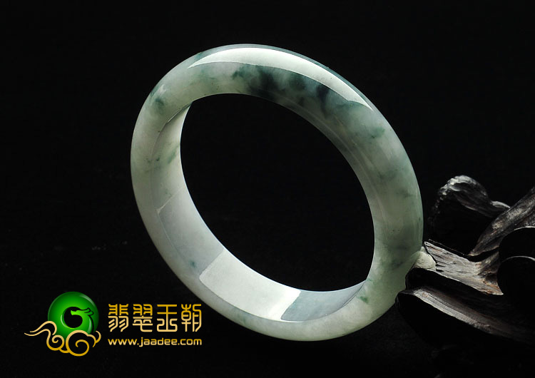 糯冰种飘花缅甸翡翠A货手镯（57.4mm）