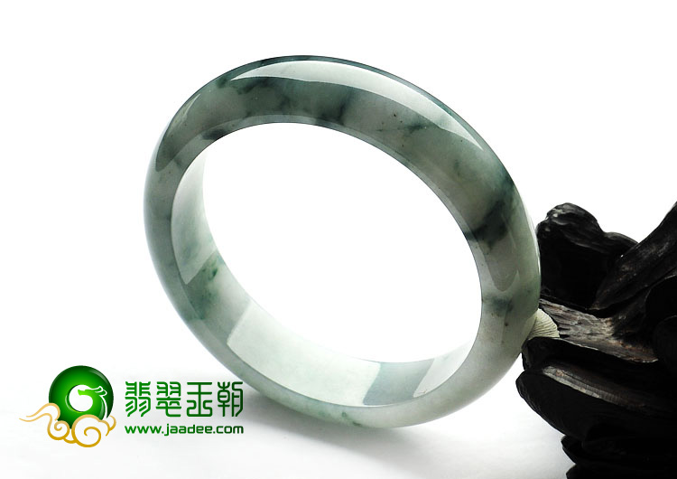糯冰种飘花缅甸翡翠A货手镯（57.4mm）