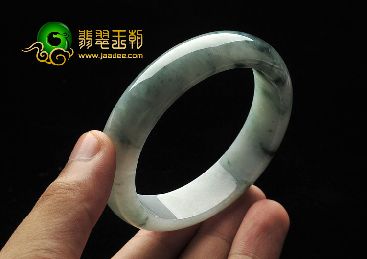 糯冰种飘花缅甸翡翠A货手镯（57.4mm）