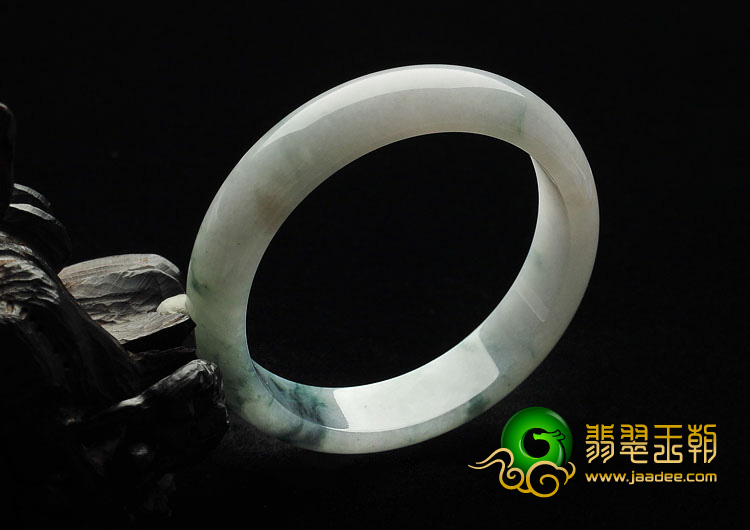 糯冰种飘花缅甸翡翠A货手镯（57mm）