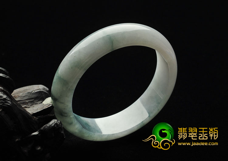 糯冰种飘花缅甸翡翠A货手镯（57.4mm）