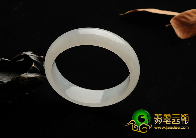 冰种白色缅甸翡翠A货手镯（56.2mm）