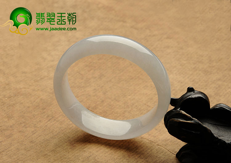 冰种白色缅甸翡翠A货手镯（56.2mm）