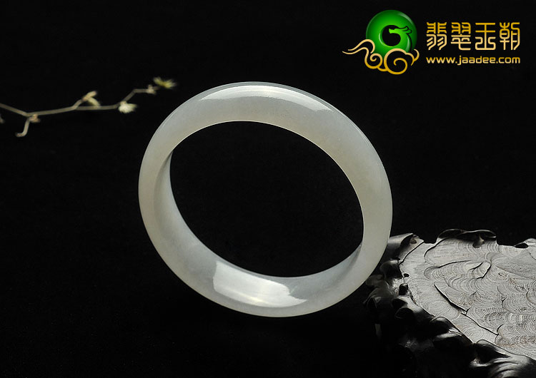 冰种白色缅甸翡翠A货手镯（58.8mm）