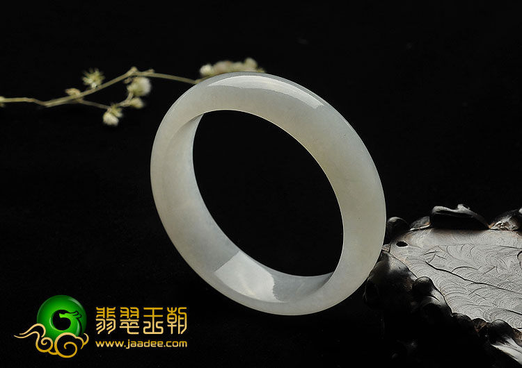 冰种白色缅甸翡翠A货手镯（52.8mm）