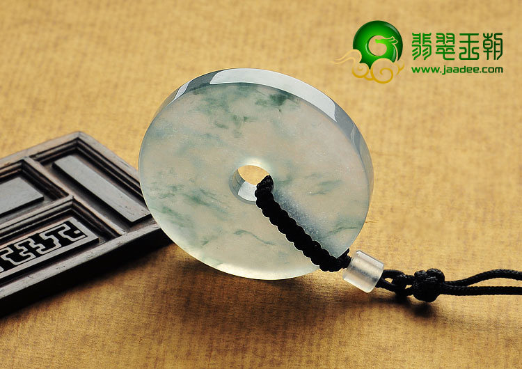 冰玻种飘花缅甸翡翠A货平安扣挂件