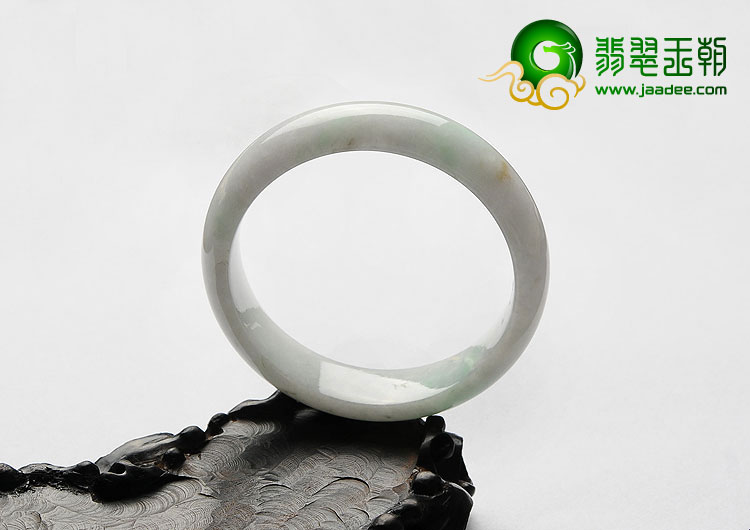 糯冰种飘翠缅甸翡翠A货手镯（57.5mm）