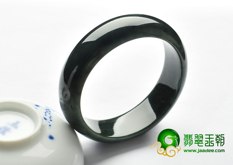 冰种油青缅甸翡翠A货手镯（57.4mm）