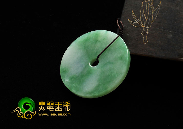 糯冰种飄绿花缅甸翡翠A货平安扣挂件