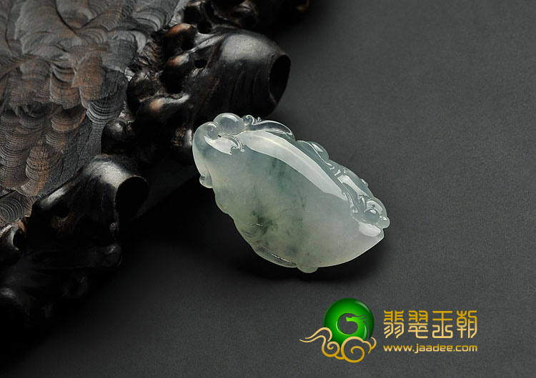 冰种飘花缅甸翡翠A货貔貅挂件