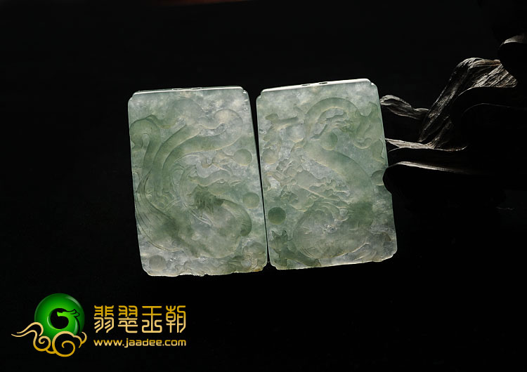 冰种晴水缅甸翡翠A货龙凤牌挂件（一对）