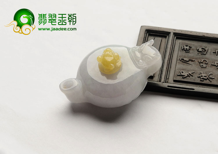 糯冰种晴水黄翡缅甸翡翠A货玉壶小摆件
