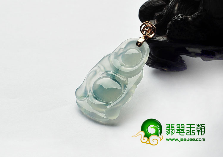 冰种飘花缅甸翡翠A货站佛挂件