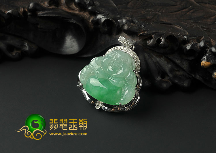 糯冰种翠色缅甸翡翠A货镶白金玉佛胸坠（真钻）