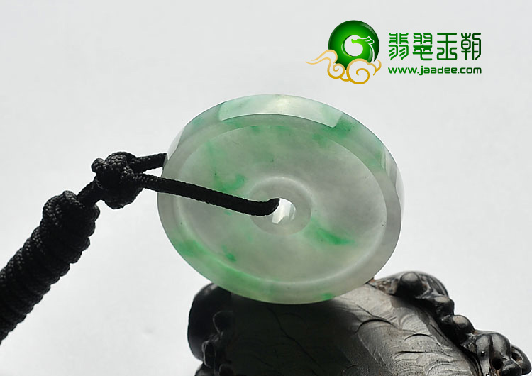 糯冰种飘翠缅甸翡翠A货平安扣挂件