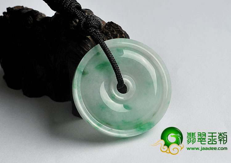 糯冰种飘翠缅甸翡翠A货平安扣挂件