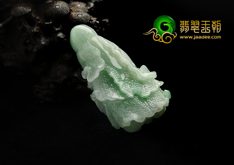 糯冰种飘翠缅甸翡翠A货白菜挂件