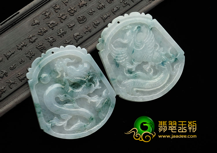 糯冰种飘花缅甸翡翠A货龙凤牌挂件（一对）