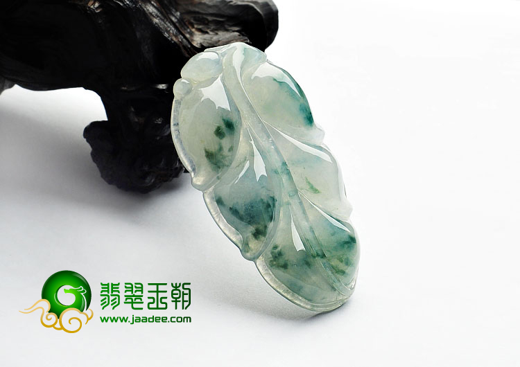 冰种飘花缅甸翡翠A货叶子挂件