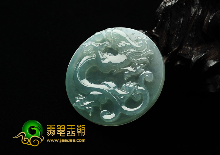 冰种晴水缅甸翡翠A货龙牌挂件
