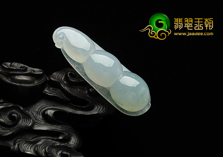 冰种晴水缅甸翡翠A货四季豆挂件
