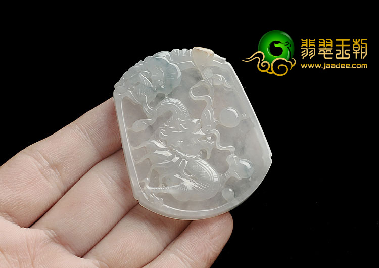 冰种飘花缅甸翡翠A货龙牌挂件