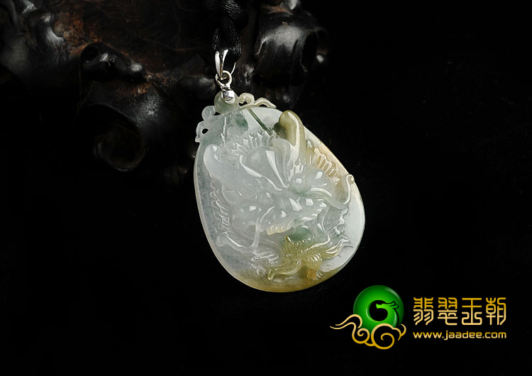 冰种三彩缅甸翡翠A货龙头挂件