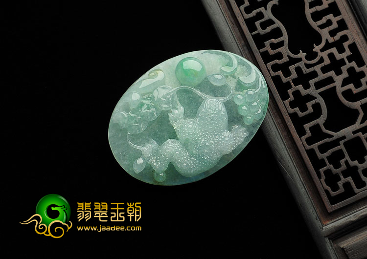 糯冰种飘翠缅甸翡翠A货招财进宝挂件