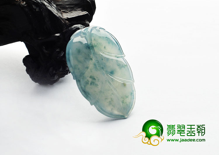 冰种飘花缅甸翡翠A货叶子挂件