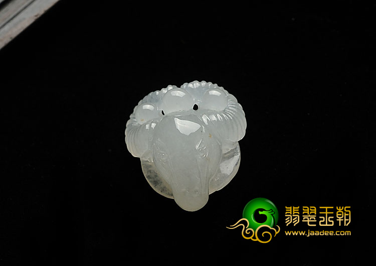 冰种无色缅甸翡翠A货生肖羊挂件