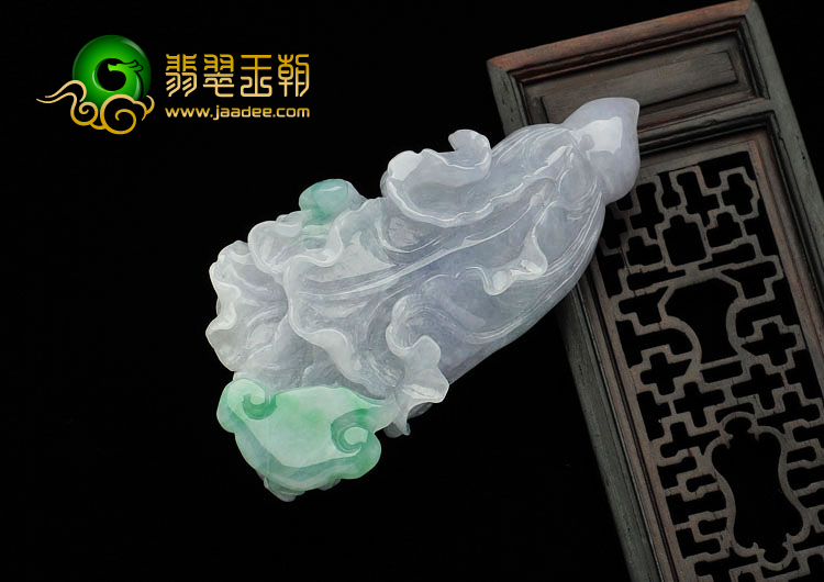 糯冰种春带彩缅甸翡翠A货白菜挂件
