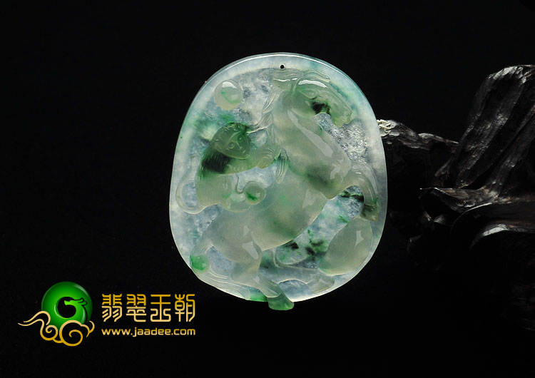 冰种飘花缅甸翡翠A货马上封侯挂件