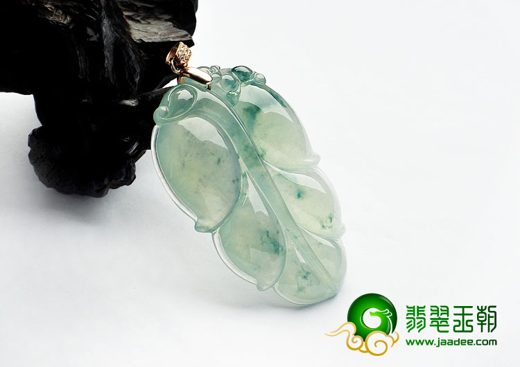 冰种飘花缅甸翡翠A货叶子挂件